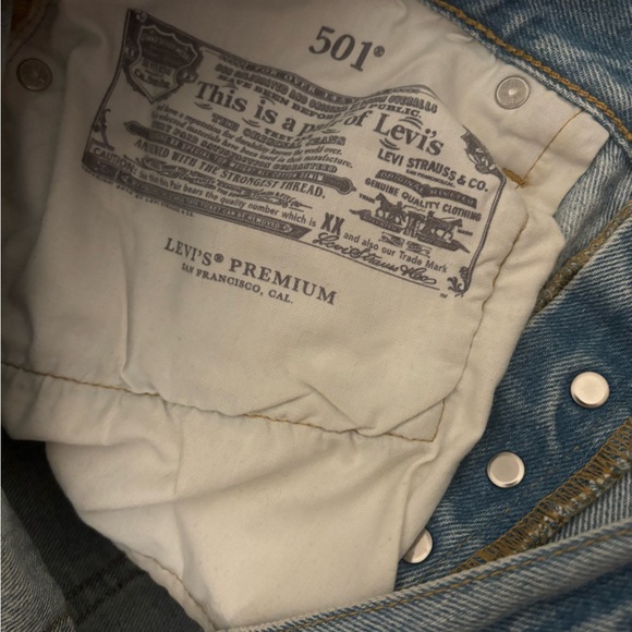 Levi’s Premium 501 Original Fit Button Fly Jeans - Picture 4 of 5
